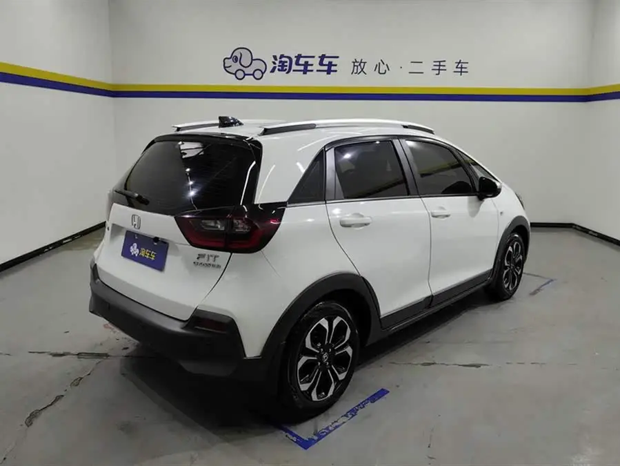 فِت 2021 1.5L CVT إصدار تايد