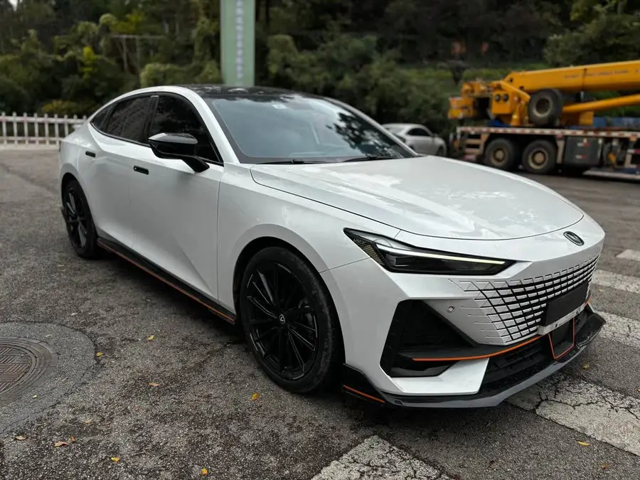 Changan UNI-V 2022 1.5T Sport Version