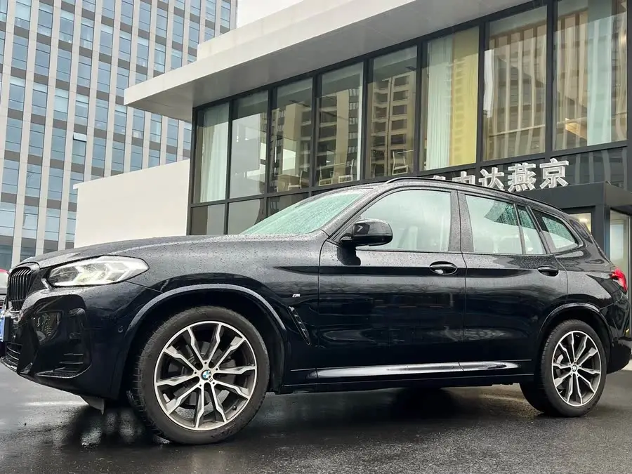 BMW X3 2023 xDrive30i Leading M Sport Package