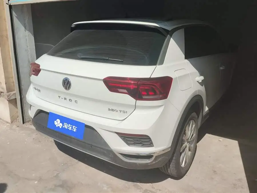 T-ROC 2020 280 TSI DSG دفع ثنائي مستوى الدخول