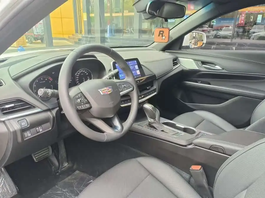 Cadillac CT4 2022 28T Luxury