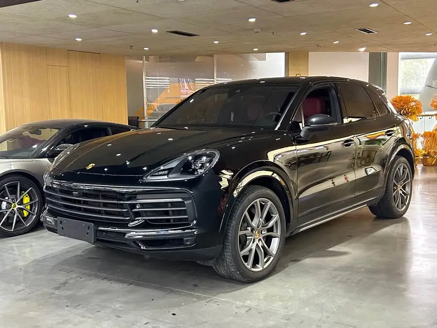 2023 Cayenne 3.0T Platinum Edition