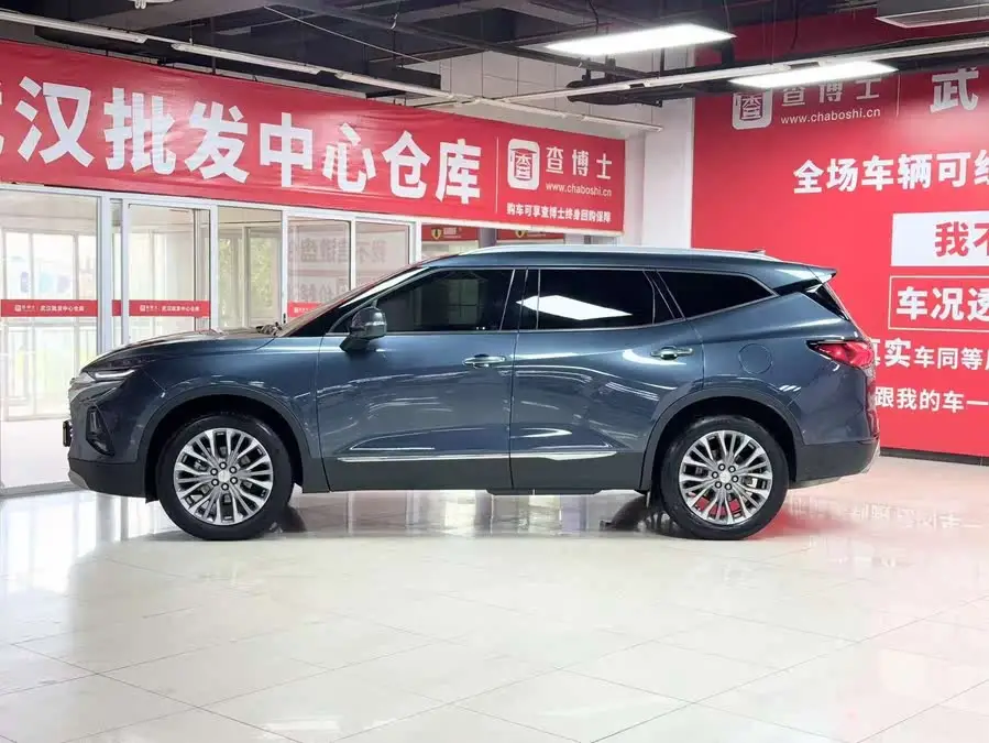 Pioneer 2022 Light Hybrid 650T Redline 7-Seater Thunder Edition