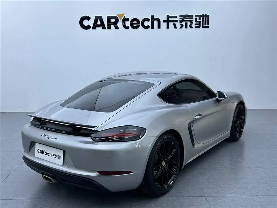 Porsche 718 2022 Cayman 2.0T