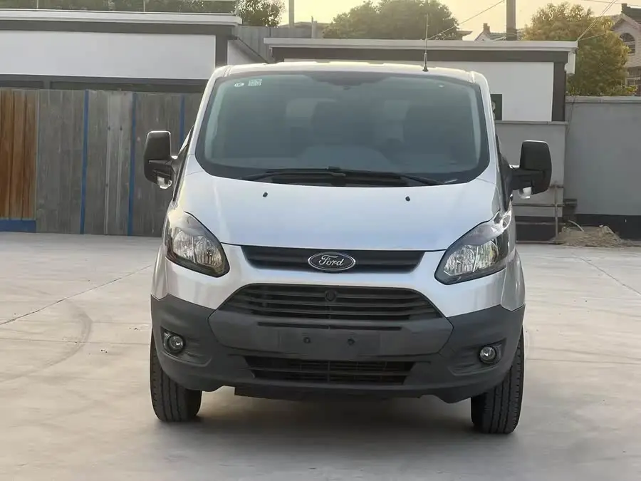 Ford Transit 2019 2.0T Diesel Multi-Purpose Commercial Vehicle Short Wheelbase Low Roof 6-Seater National VI