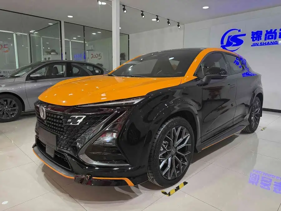 تشونغ آن UNI-T 2022 1.5T الإصدار الرياضي المتميز