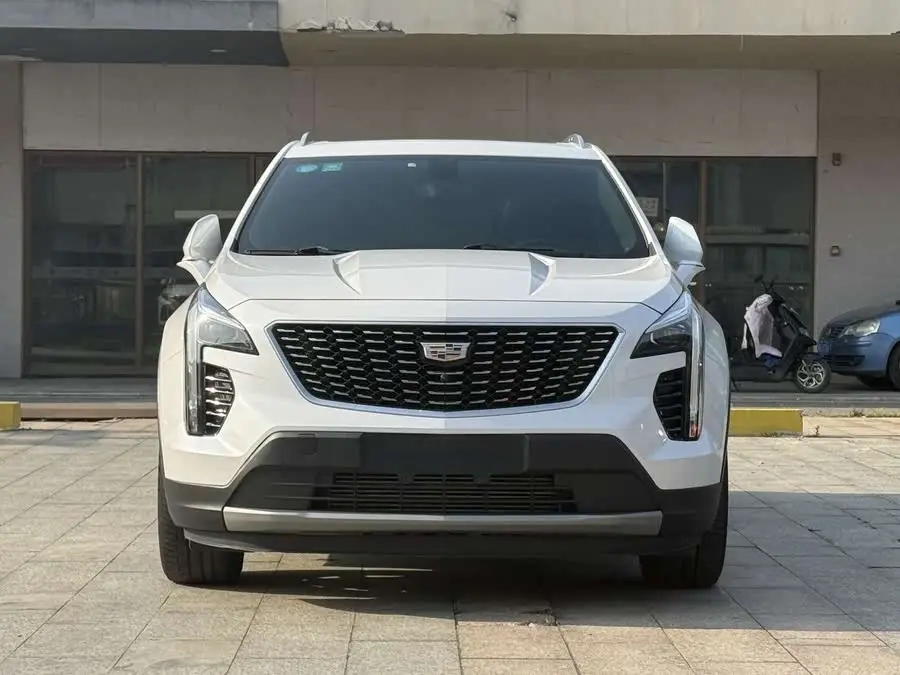 Cadillac XT4 2020 28T FWD Premium