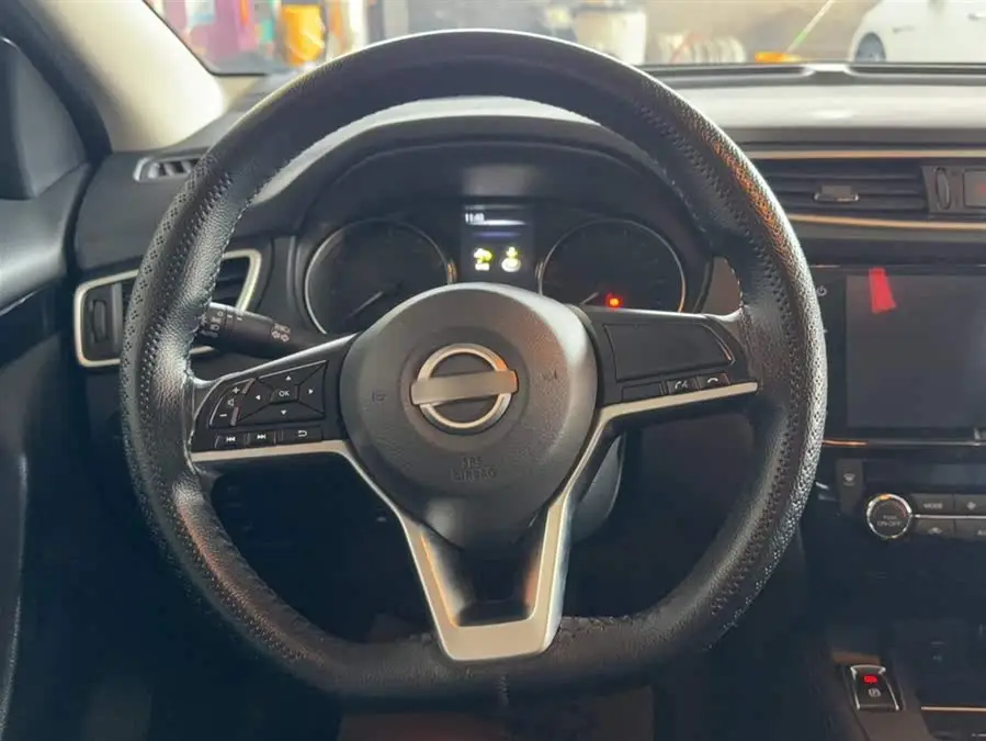 نيسان قاشقاي كلاسيك 2023 2.0 لتر CVT XV نسخة الراحة