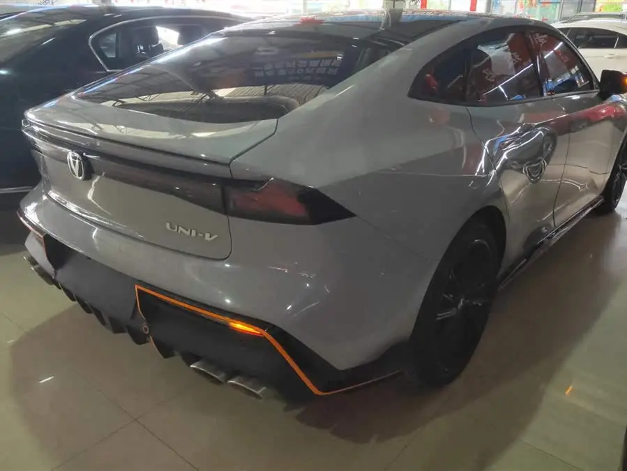 Changan UNI-V 2022 1.5T Sport Edition