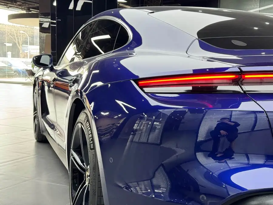 2019 Taycan Taycan 4S