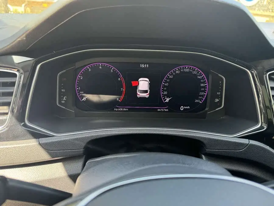 T-ROC 2021 280TSI DSG دفع ثنائي نسخة الراحة الذكية