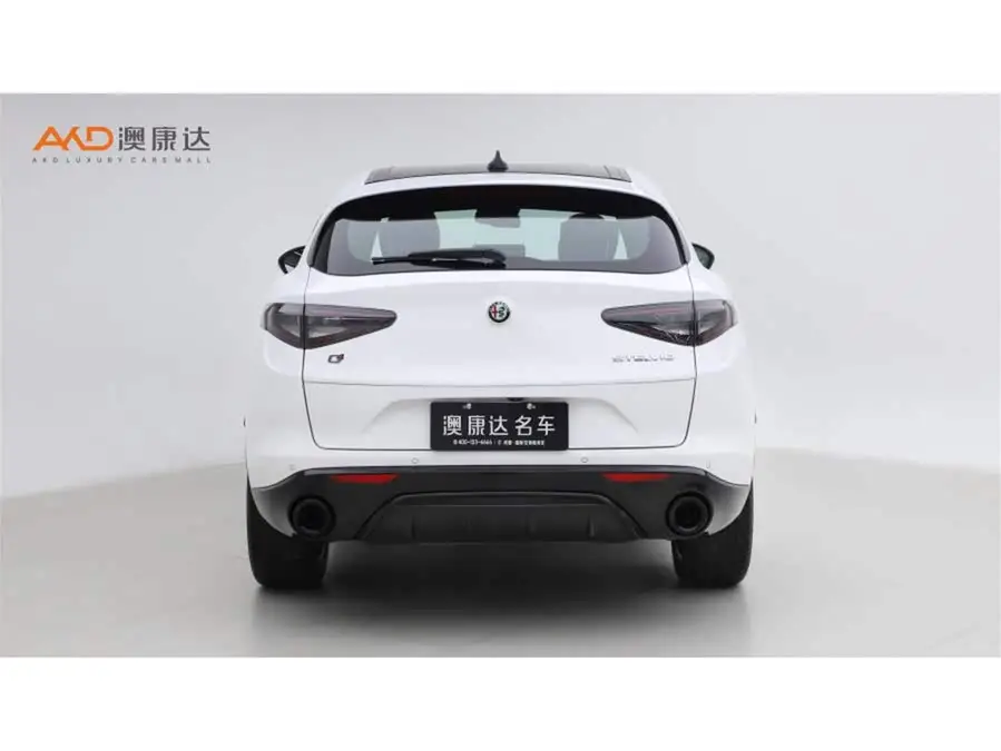 2023 Stelvio 2.0T 280HP Veloce Track Edition