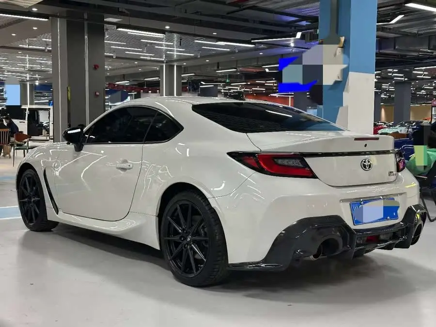 تويوتا 86 2022 GR 86 2.4L يدوي