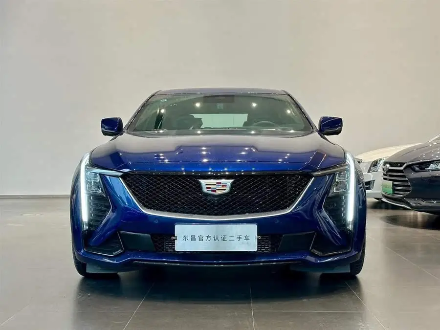 كاديلاك CT5 2024 28T بلاتيني