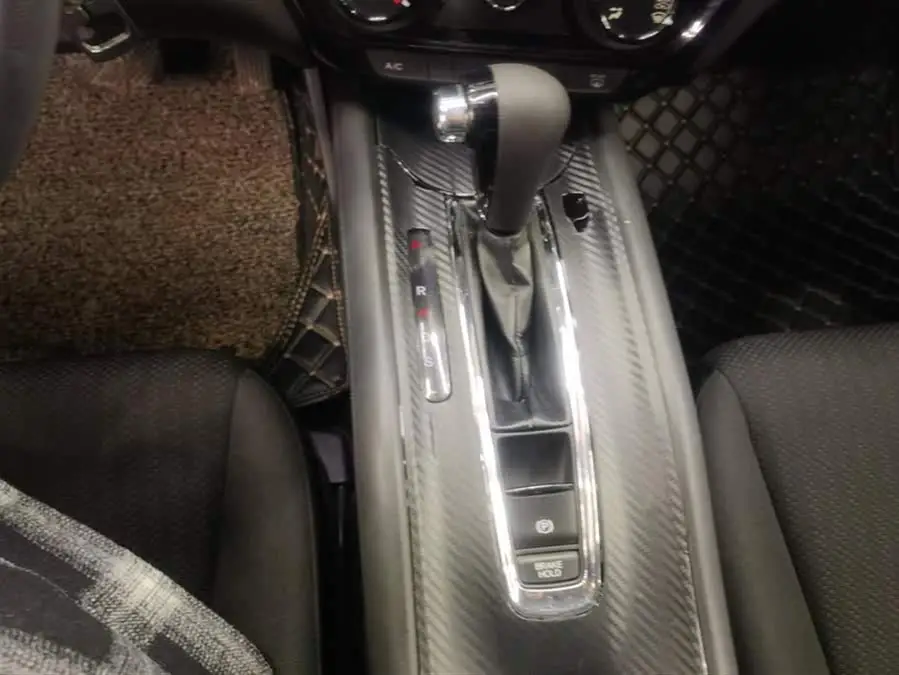 Honda HR-V 2015 1.5L CVT Two-Wheel Drive Comfort Version