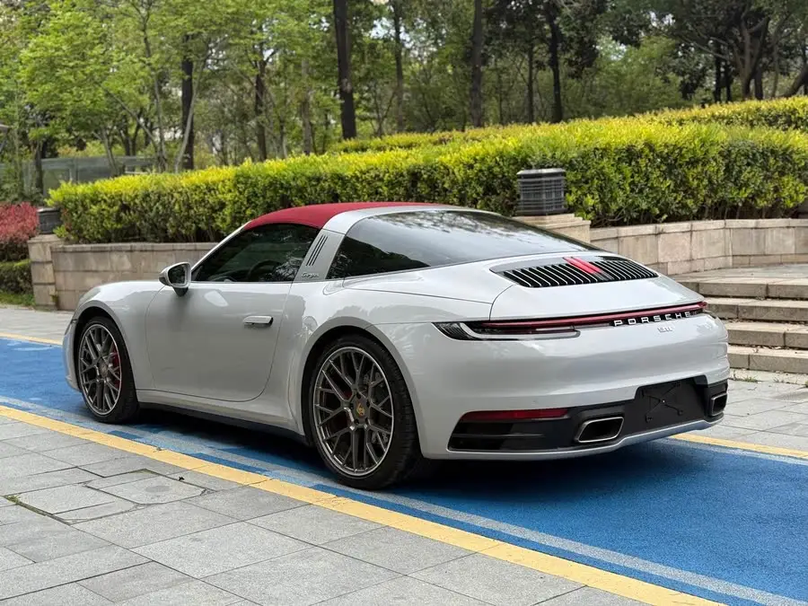 Porsche 911 2022 Targa 4 3.0T