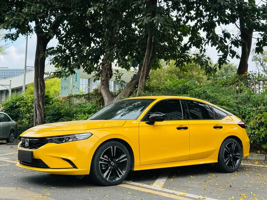 2023 Model HATCHBACK 240TURBO CVT Phantom Night - Premium Edition