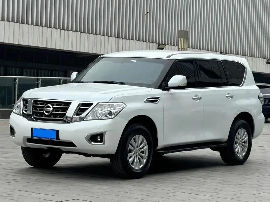 نيسان باترول 2018 4.0L إصدار لينكد إن