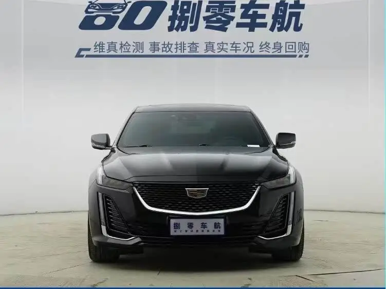 كاديلاك CT5 2022 28T إصدار فاخر (النسخة القياسية)