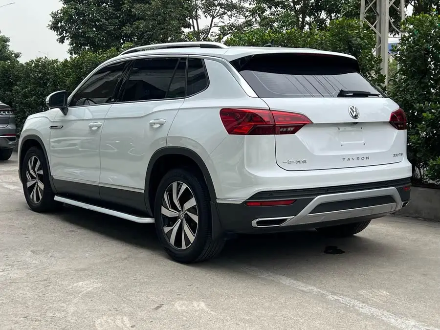 تايرون 2021 330 TSI دفع ثنائي إصدار الذكرى الثلاثين