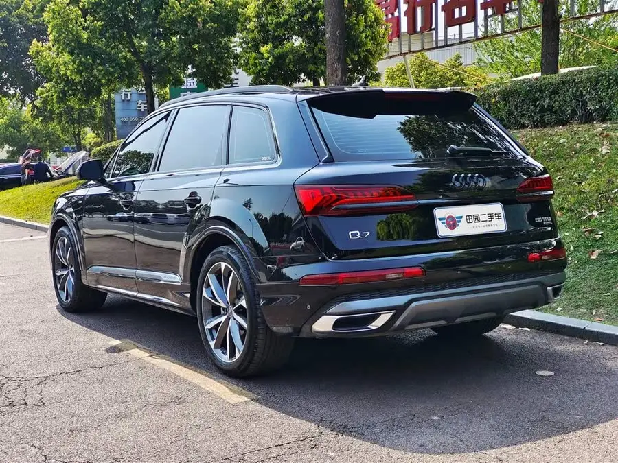 Audi Q7 2020 55 TFSI quattro S line Sport