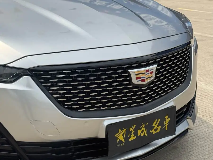 كاديلاك CT5 2021 28T الفاخرة