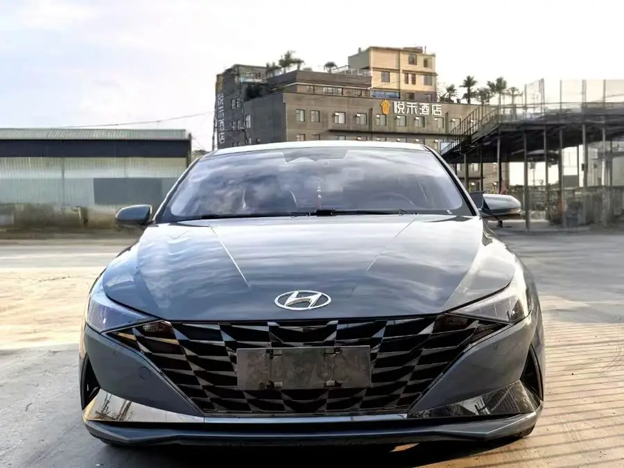 إيلانتر 2022 1.5L CVT LUX النسخة الفاخرة