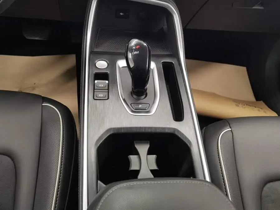 هافال H6 2021 إصدار الاتجاه الوطني 1.5T أوتوماتيكي حضري