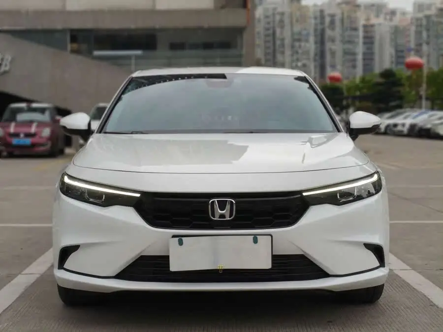 2023 Model 240TURBO CVT Luxury Edition