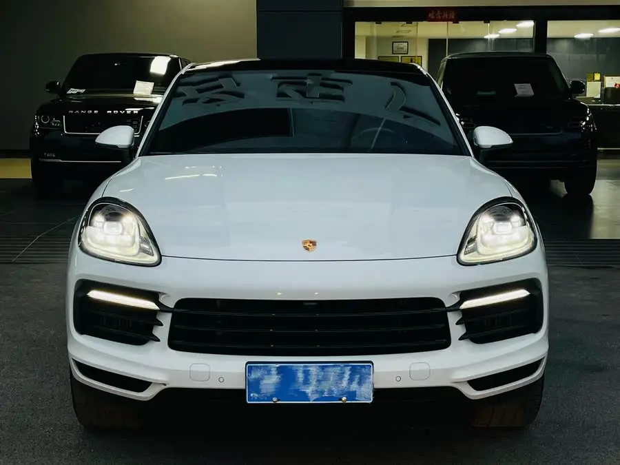 2022 Cayenne Cayenne Coupé 3.0T Platinum Edition