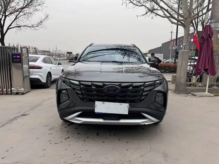 Tucson 2023 Tucson L 1.5T Automatic Two-Wheel Drive DLX Luxury Version