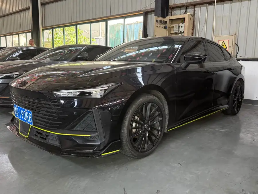 Changan UNI-V 2022 1.5T Sport Edition