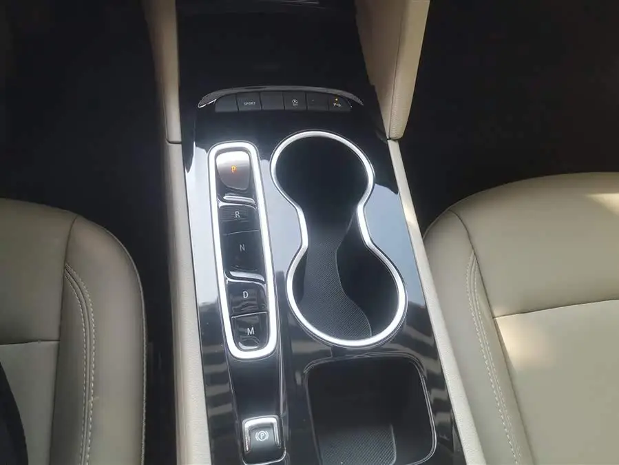 بيوك ريجال 2021 الطراز 552T النخبة