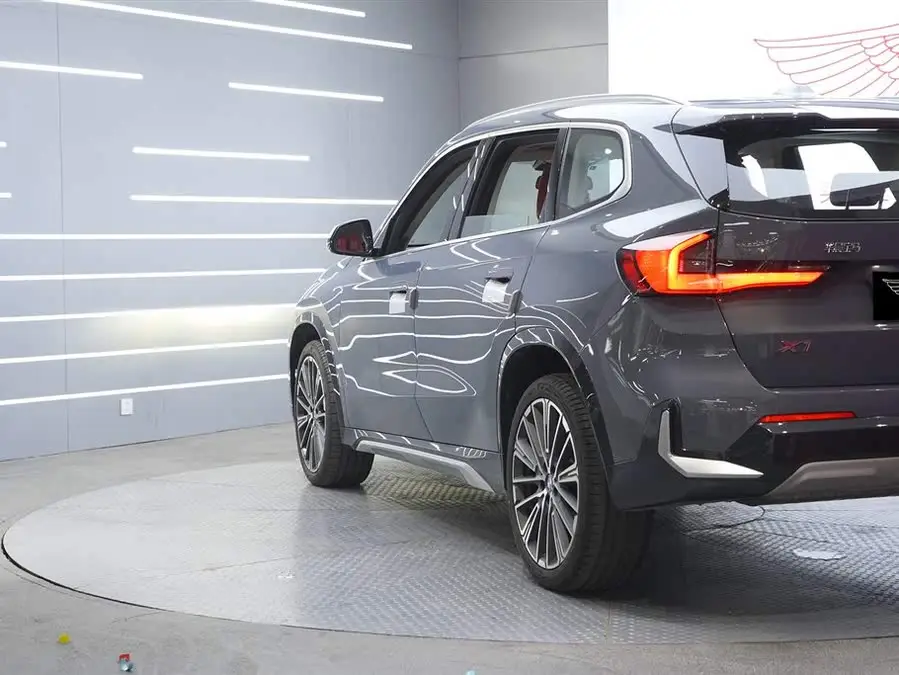BMW X1 2023 xDrive25Li X Design Package