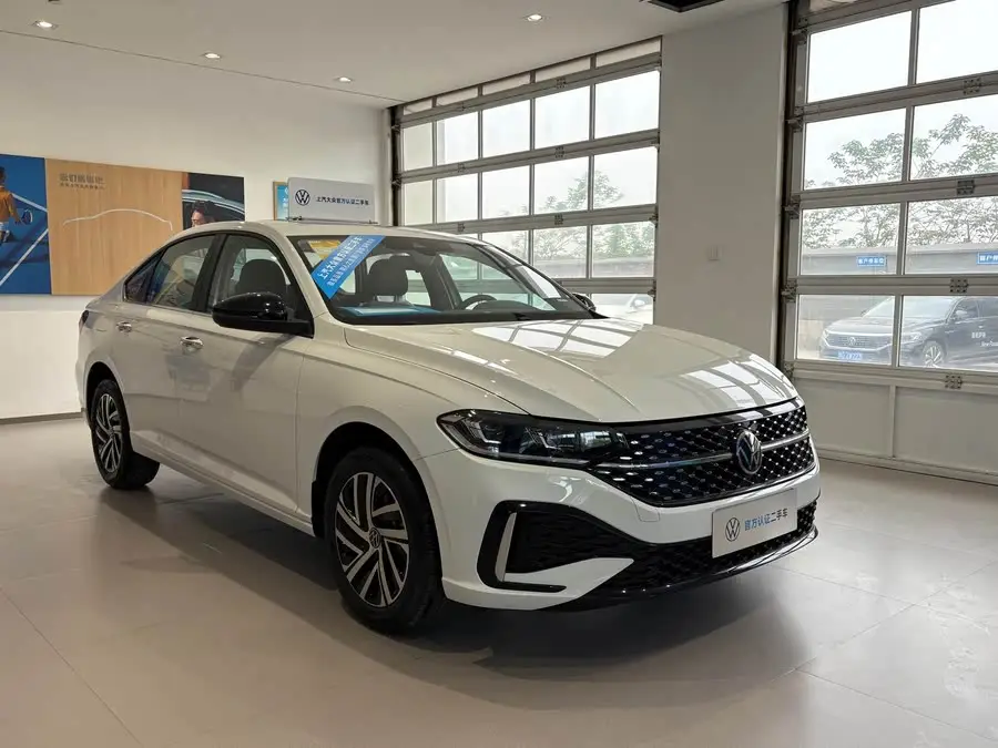 لاميدا 2024 300TSI DSG النسخة الكاملة تحت سماء النجوم