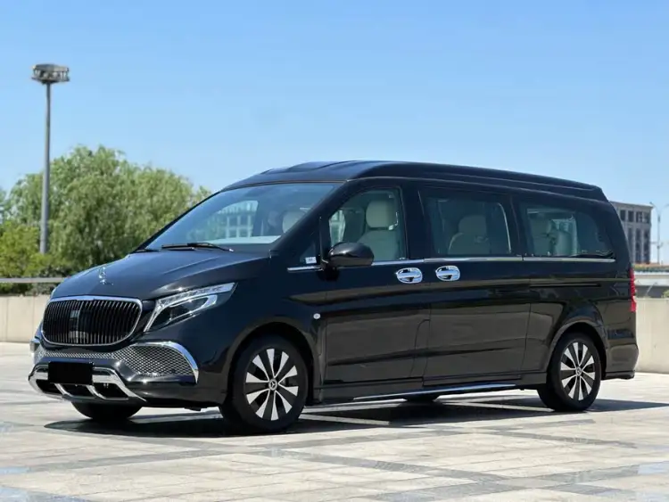 Vito 2023 2.0T Business Edition 7-seater