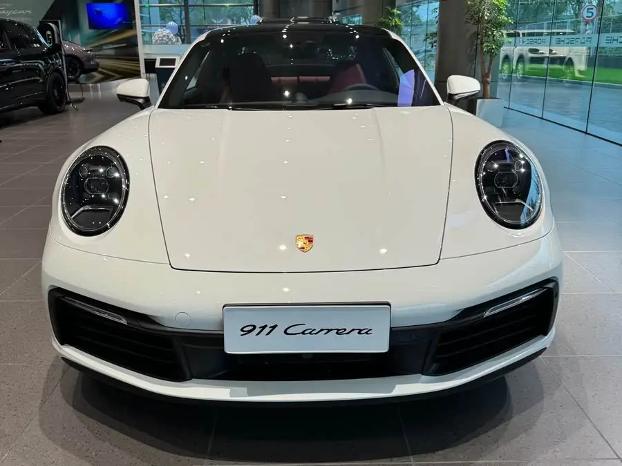 Porsche 911 2023 Carrera 3.0T
