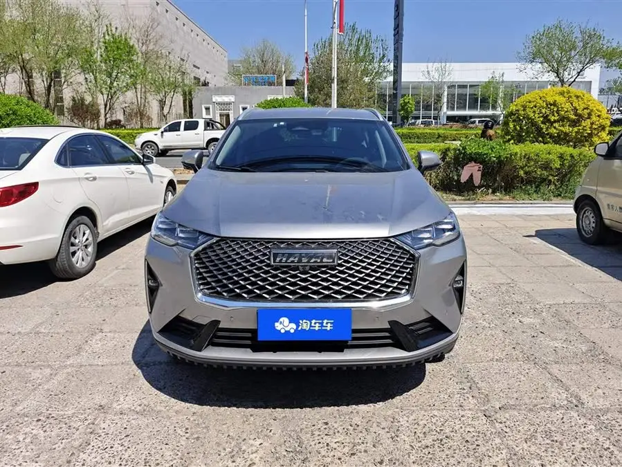 معلومات أساسية عن السيارة