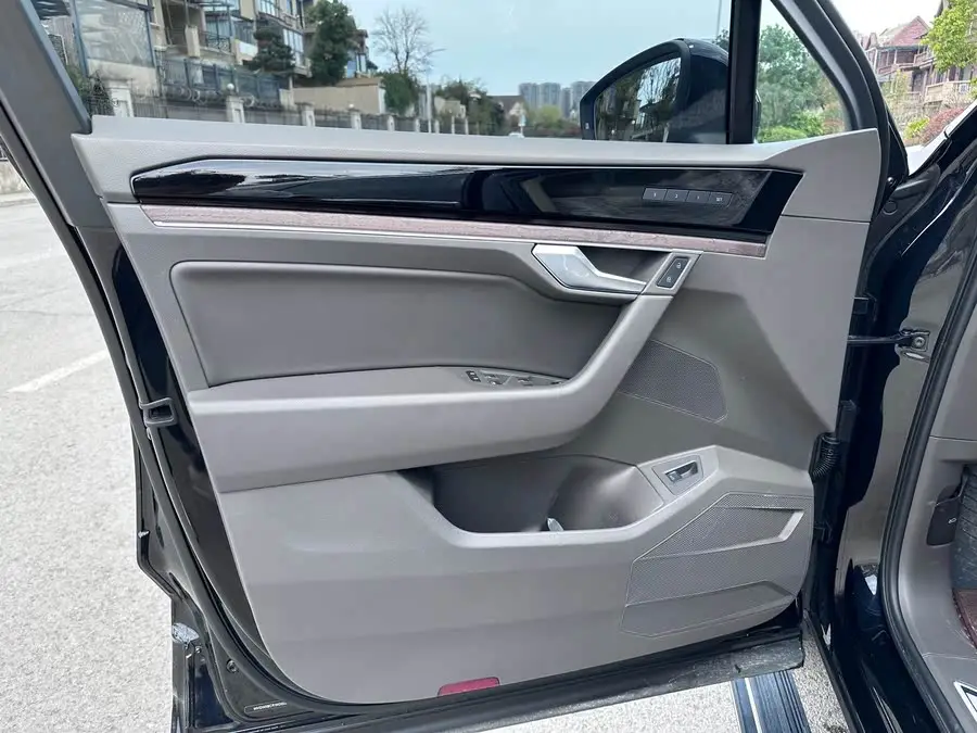 Touareg 2021 3.0 TSI R-Line Black Edition