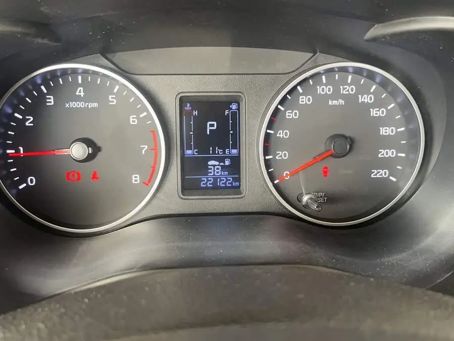 هوانتشي 2020 نموذج facelift 1.4L النسخة الأوتوماتيكية المريحة مع السقف الزجاجي