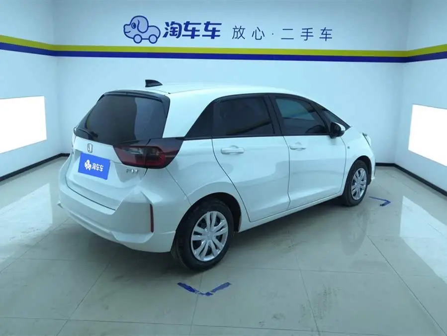 2021 هوندا فيت 1.5 لتر CVT إصدار ترند