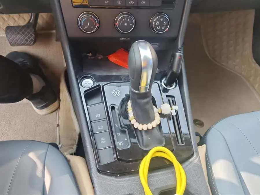 لافيدا 2024 1.5 لتر أوتوماتيكي إصدار السماء النجمية لخمسة ملايين