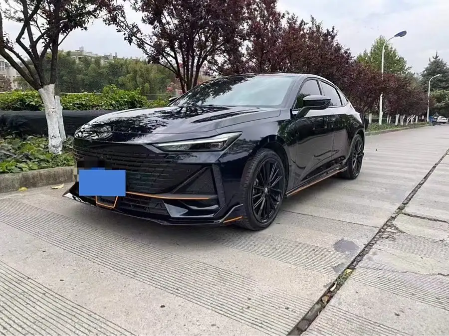 Changan UNI-V 2022 1.5T Sport Edition