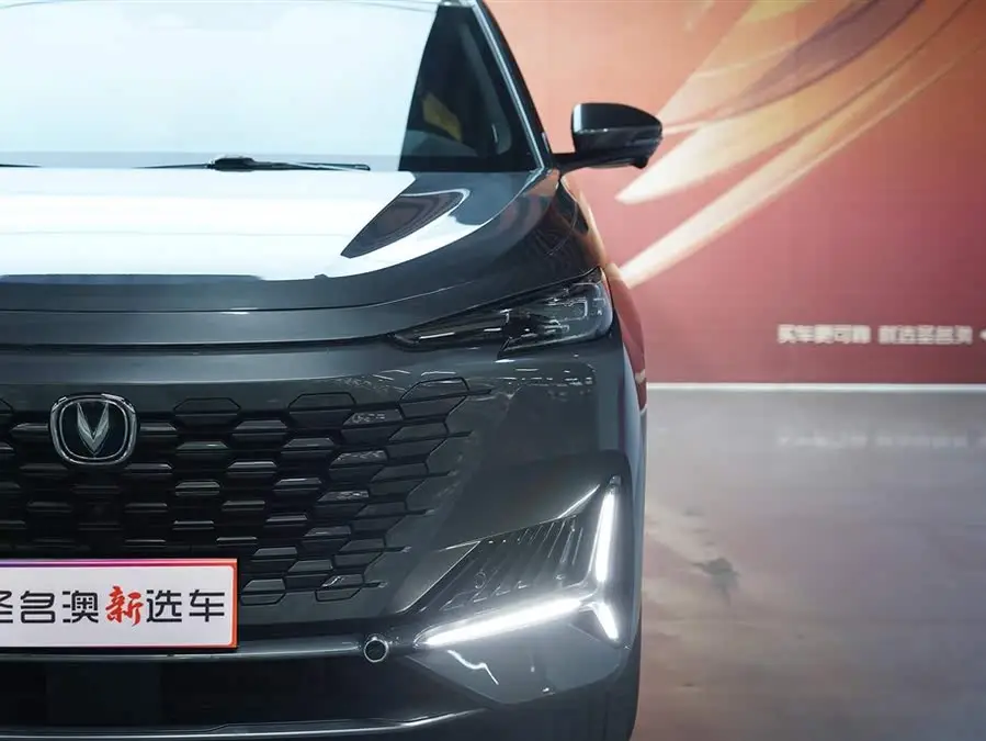 شانجان UNI-K 2021 2.0T الفاخرة