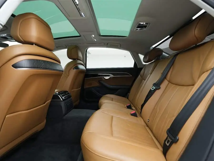 أودي A8 طراز 2019 بلس A8L 50 TFSI quattro طراز الراحة