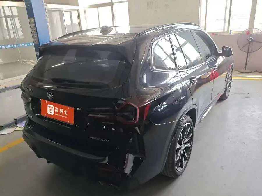 BMW X3 2022 xDrive30i Leading Model M Shadow Package