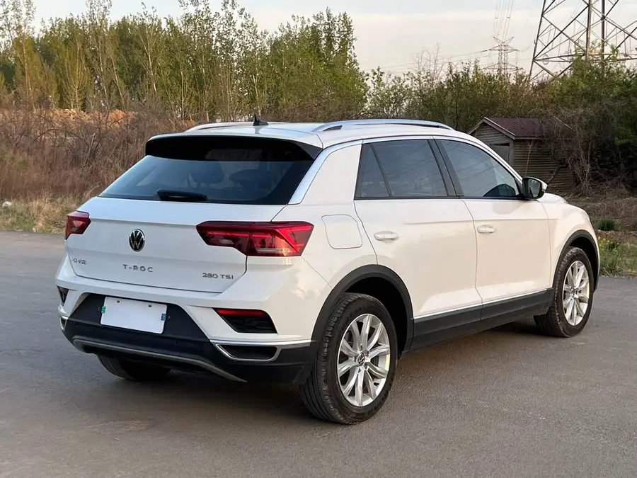 T-ROC 2022 Model 280 TSI DSG Two-Wheel Drive Elite PLUS