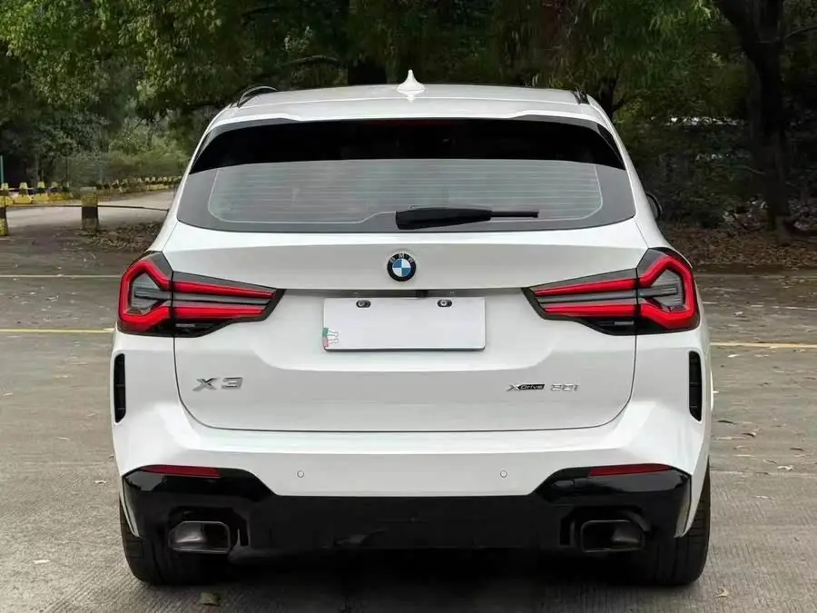 BMW X3 2022 xDrive30i Leading Model M Shadow Package