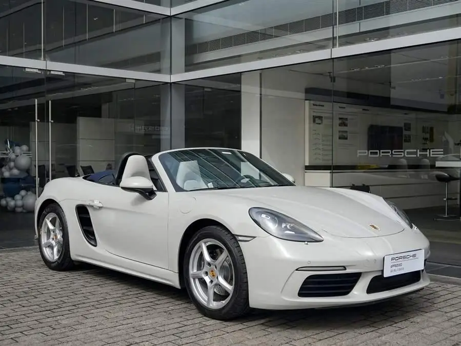 Porsche 718 2022 Model Boxster 2.0T