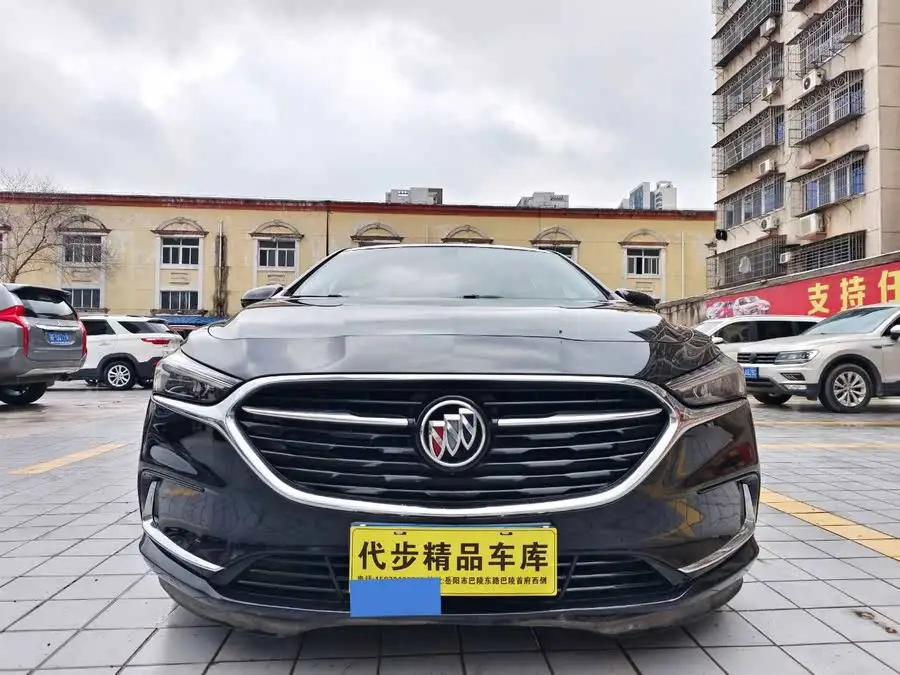 بيك لاقروس 2021 552T الفاخرة